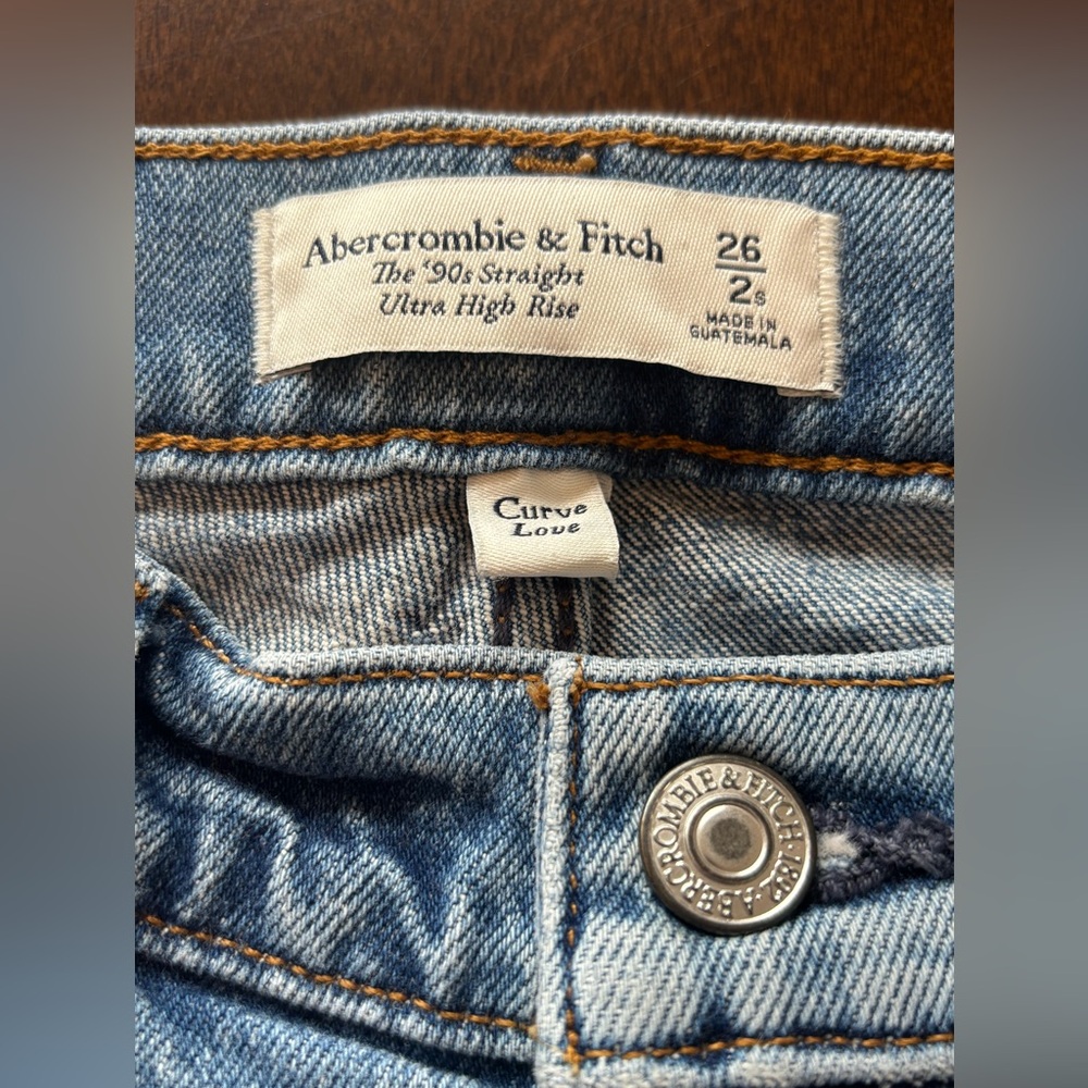 Abercrombie Curve Love 26|2s - 90s Straight Ultra High Rise Jean Vertical Splice - Picture 7 of 13